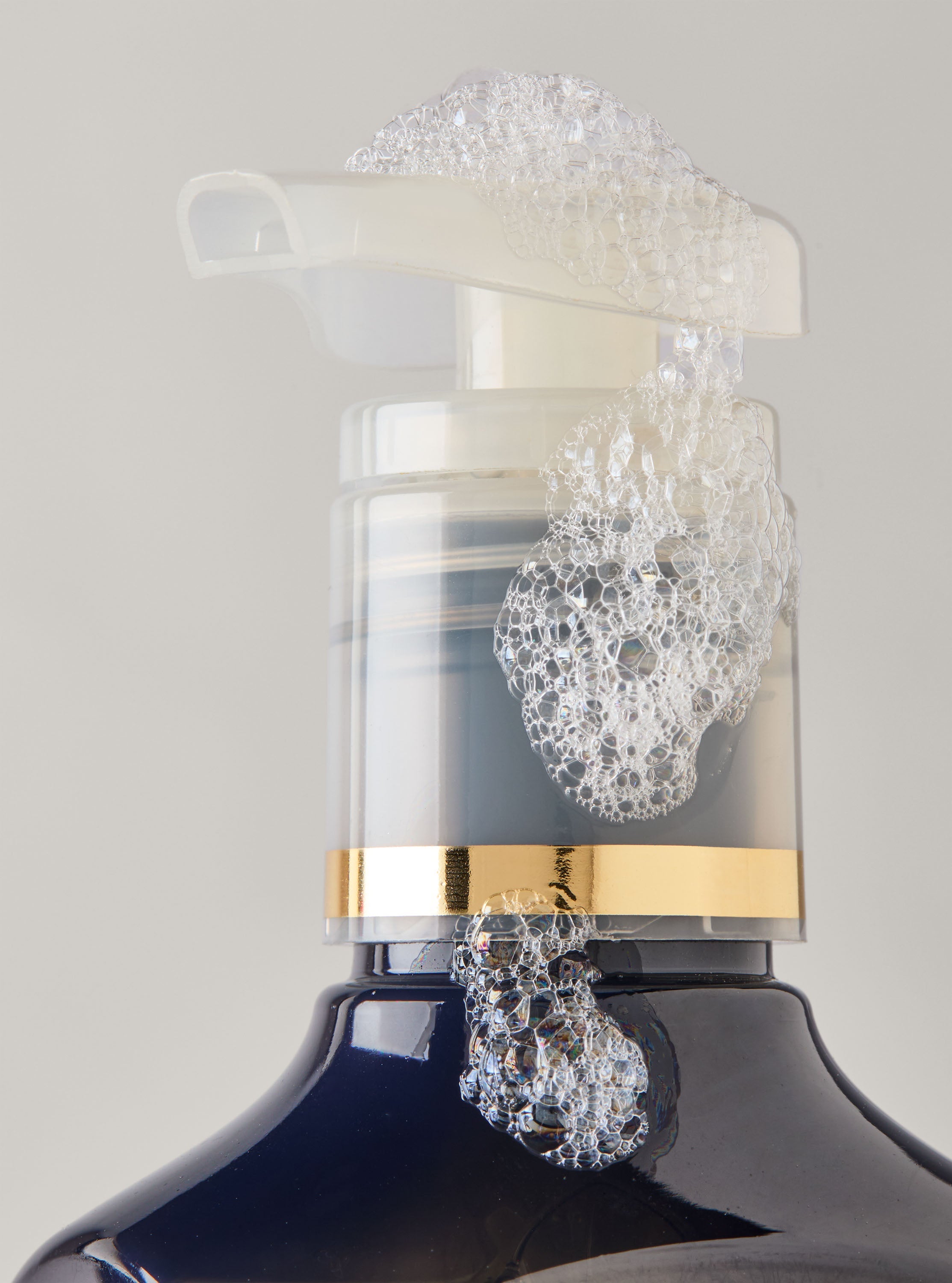 Mahogany Teakwood Cleansing Gel Hand Soap